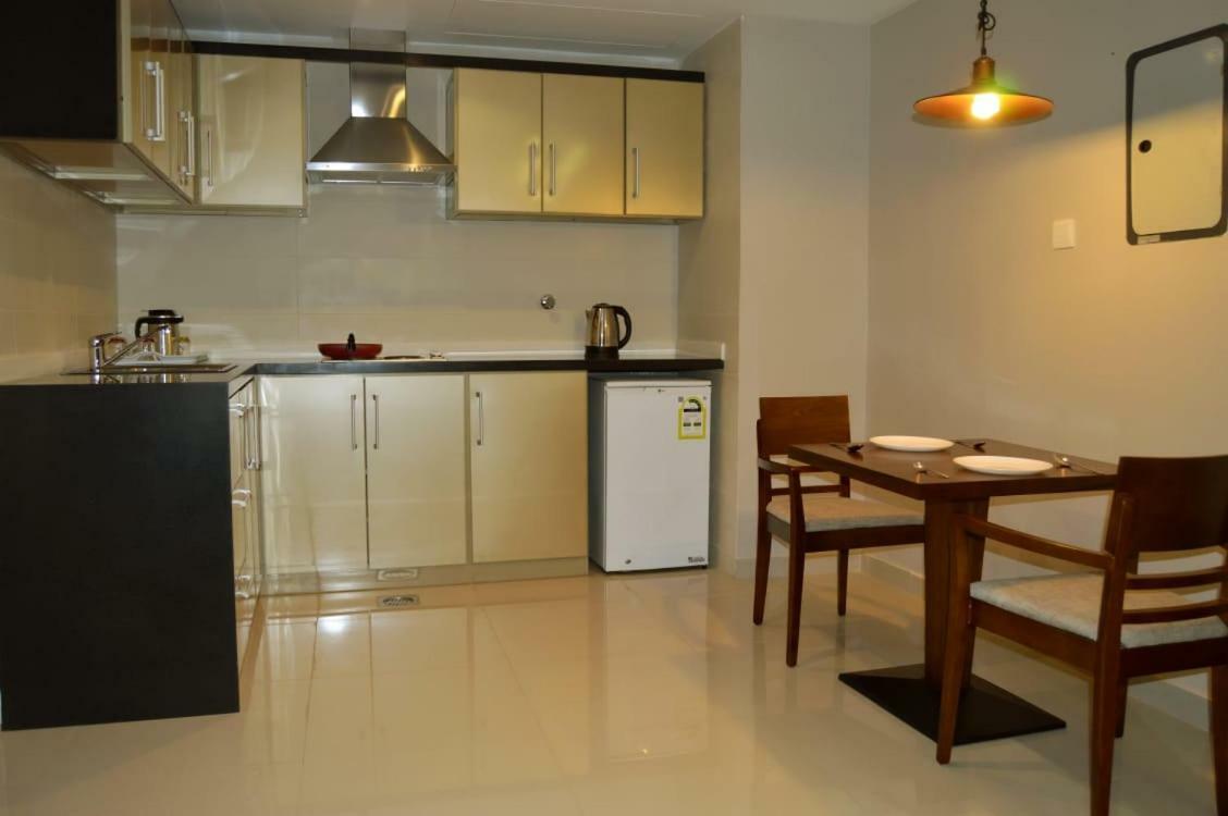 Yara Suites Buraidah Buitenkant foto